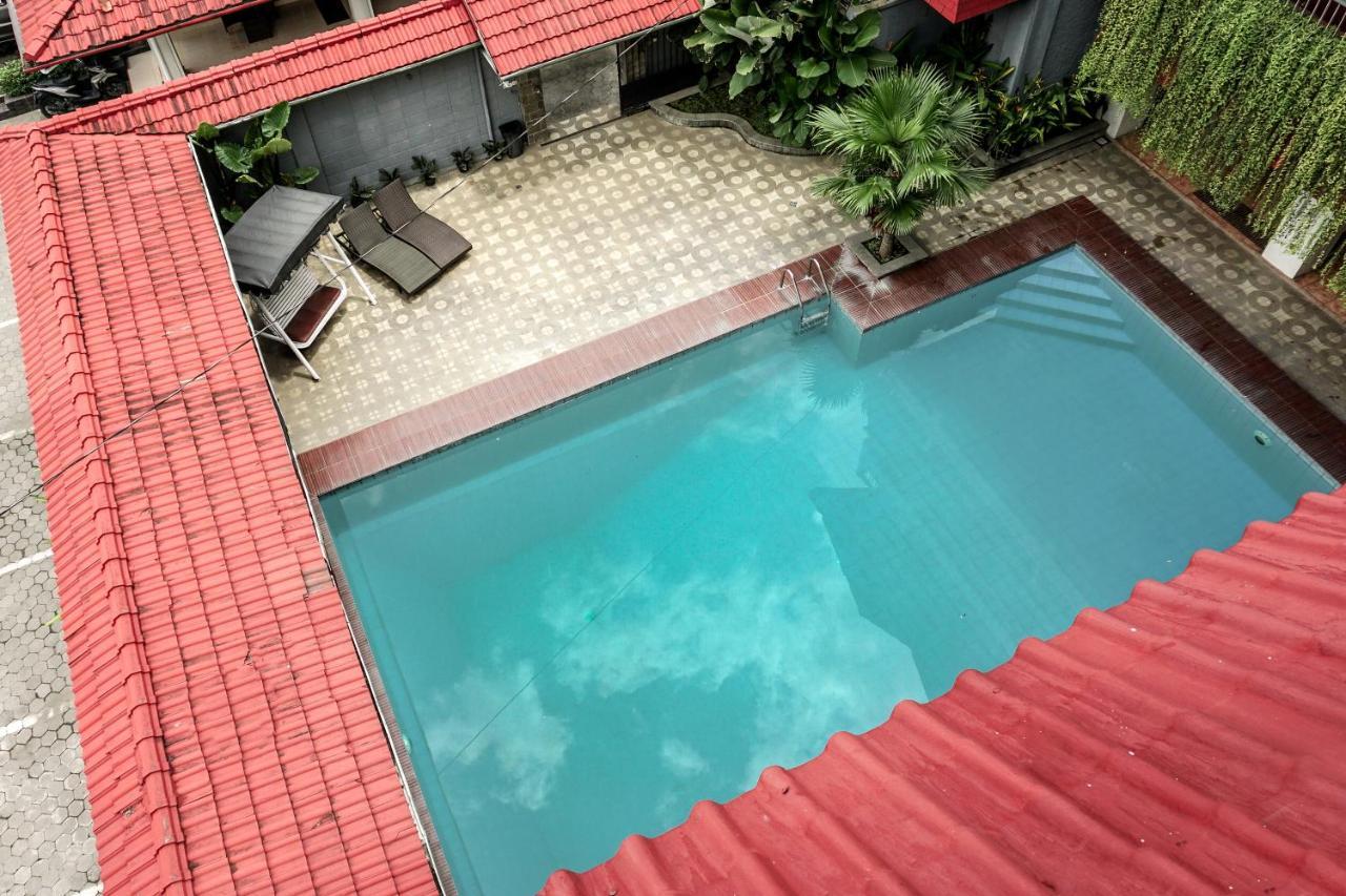 Airlangga Hotel Yogyakarta Bagian luar foto